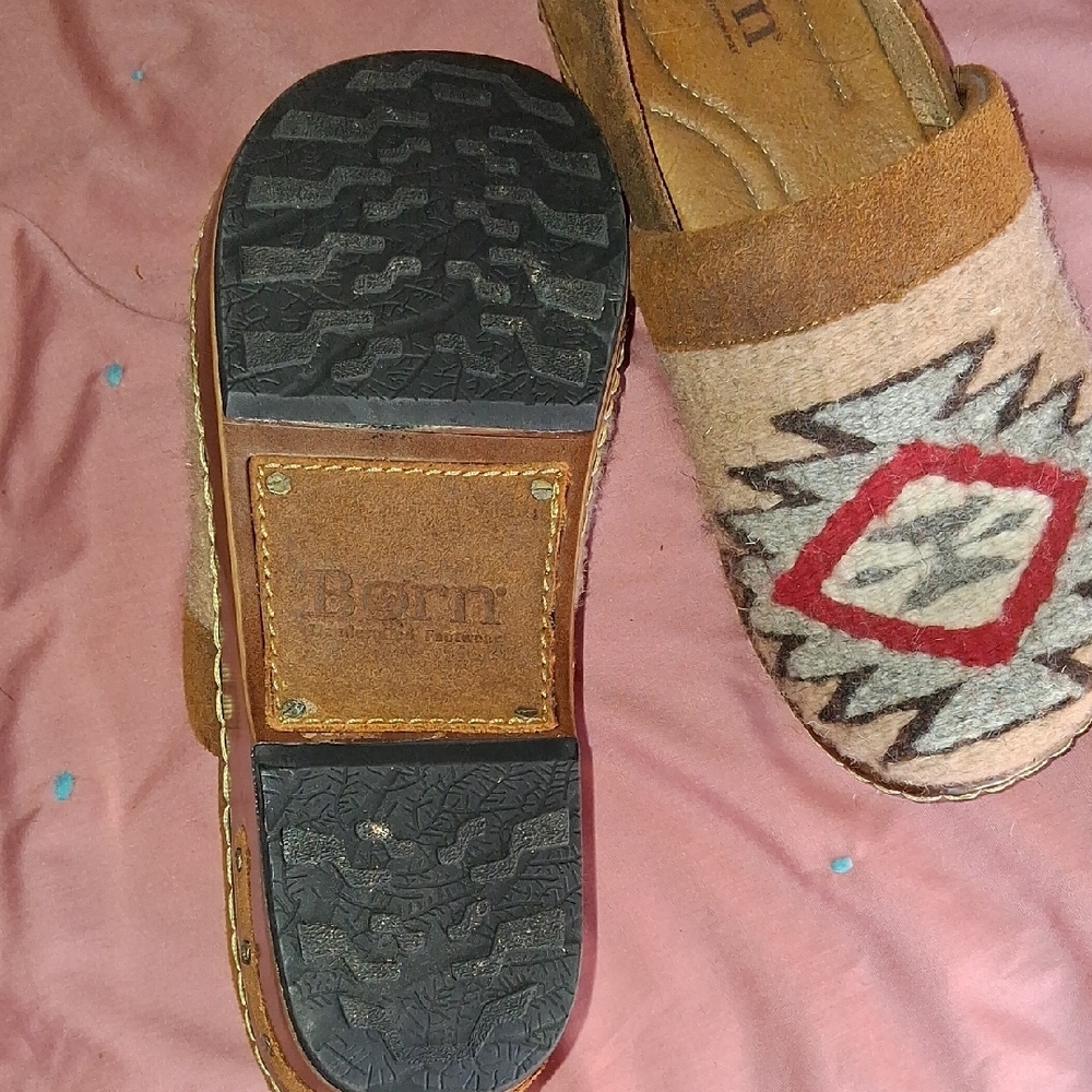 Born Southwestern Clogs 6 - Picture 5 of 5